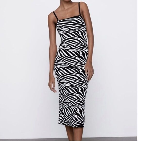 Zara Jacquard Knit Maxi Black White Dress Animal Zebra Print Backless Size M - Picture 6 of 12